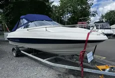 1998 Bayliner 2052 Capri Cuddy