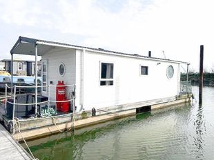 Purpose Built Floating Home