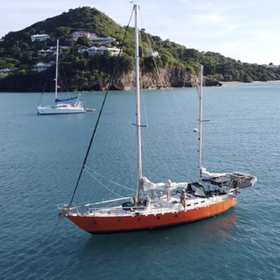 Expeditions Yacht Cornelia