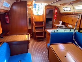 Dufour 40 Performance  - Looking Aft