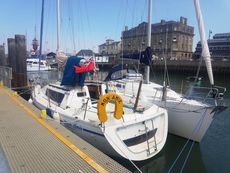Gibsea 282, 1991, lifting keel.