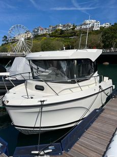 2022 Quicksilver 625 PILOTHOUSE