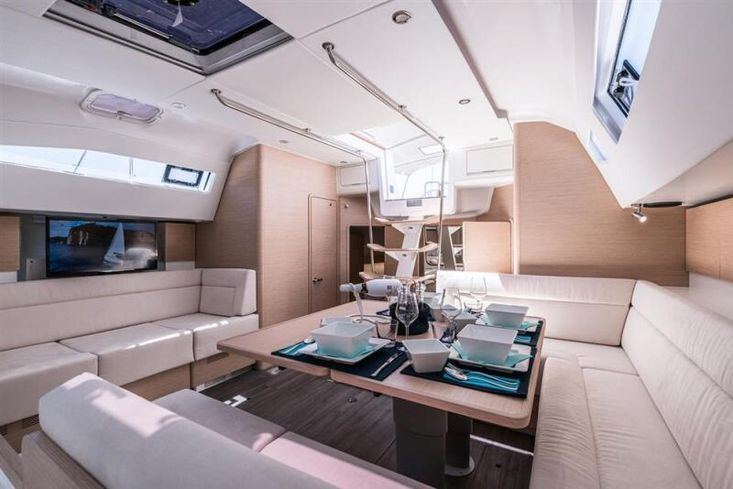 2019 Elan Impression 50