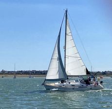 Beneteau Oceanis 381 lots of upgrades