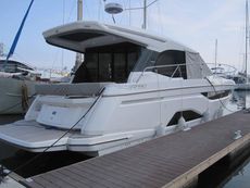 2023 Bavaria R40