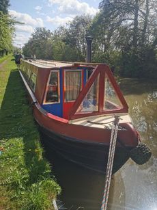 Emerald 7 berth, light, abundant storage