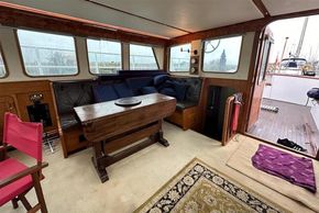 Saloon