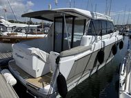 2015 Jeanneau NC 9