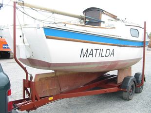 Road Trailer for Bilge Keel Yacht