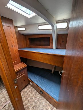 Trident Marine Voyager 38 