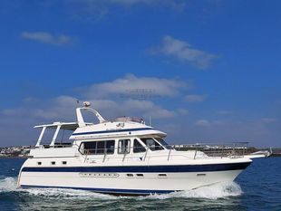 2001 Trader 485 Signature