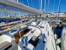 2012 Bavaria 36
