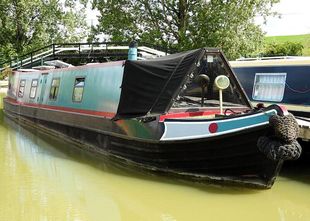 Tame - A 57ft 1995 SM Hudson 2 berth traditional stern narrowboat.