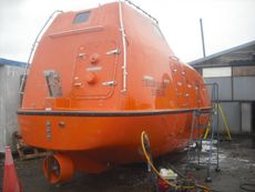 LIFEBOAT 7.5m, LIKE NEW COND.
