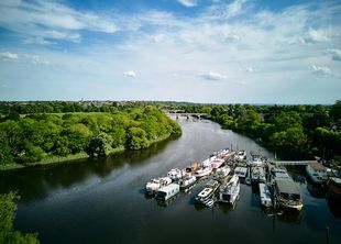 Converted navigable Dutch Barge, Isleworth, TW7