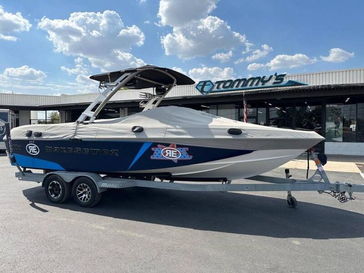 2016 Malibu 25 lsv