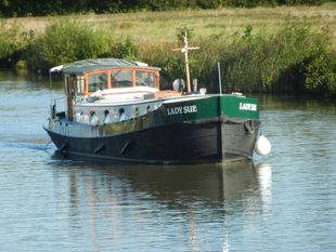 Piper 65 Dutch Barge