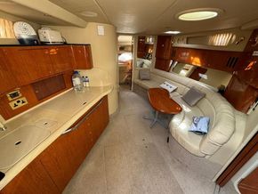 Sea Ray 410 Sundancer  - Interior