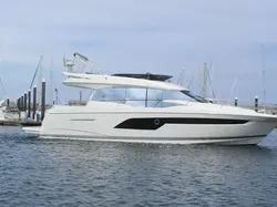 2024 Prestige 520