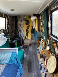 "Ragamuffin" - 70ft Cruiser Stern