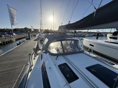 2015 Bavaria Cruiser 37