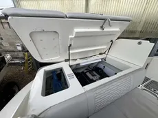 2022 Sea Ray SPX 230