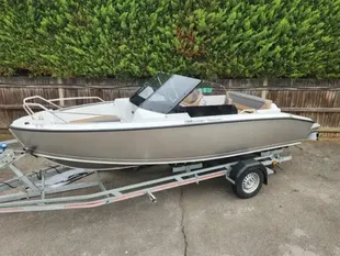 2023 Silver Boats Hawk Br