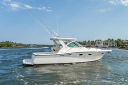 2004 Tiara Yachts