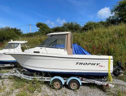2006 Trophy 2052 WA