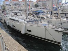 2015 Beneteau Oceanis 55