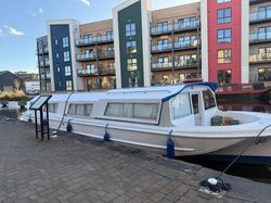 Immaculate & fully renovated 42ftcruiser