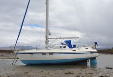 Southerly 115 swing-keel yacht, well equipped and ready to go