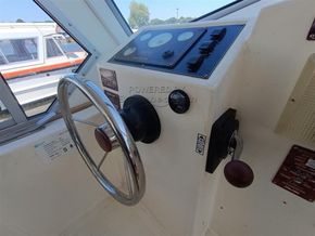 Alpha Craft Alpha 35  - Helm Controls