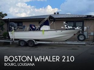 2016 Boston Whaler 210 Montauk