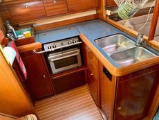2003 Bavaria 36