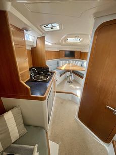 Solent Spear 35 - Rare Modern Classic Motor Yacht