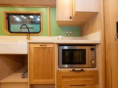 55x10 CUSTOM BUILD - BESPOKE BOAT CO