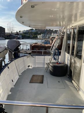 Stern deck with access to engine room