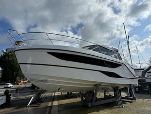 2024 Bavaria SR35