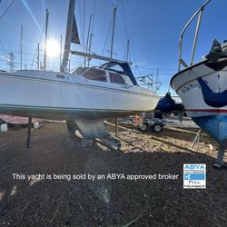 1996 Hunter Pilot 27