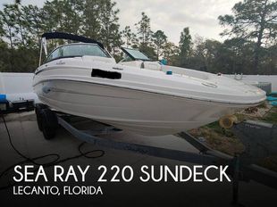 2012 Sea Ray 220 Sundeck