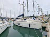 2005 Bavaria 38