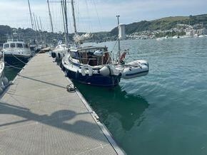 stern davits wind generater