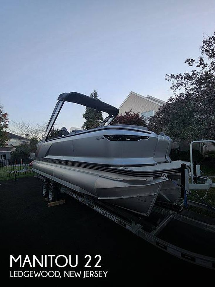 2024 Manitou 22 max bench