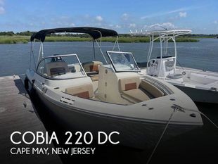 2024 Cobia 220 DC