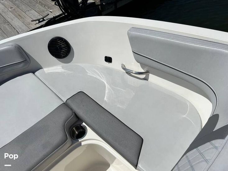 2023 Bayliner vr6