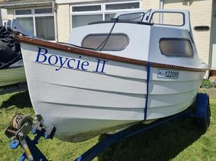 Mayland 14 fishing cruising boat with trailer and outboard