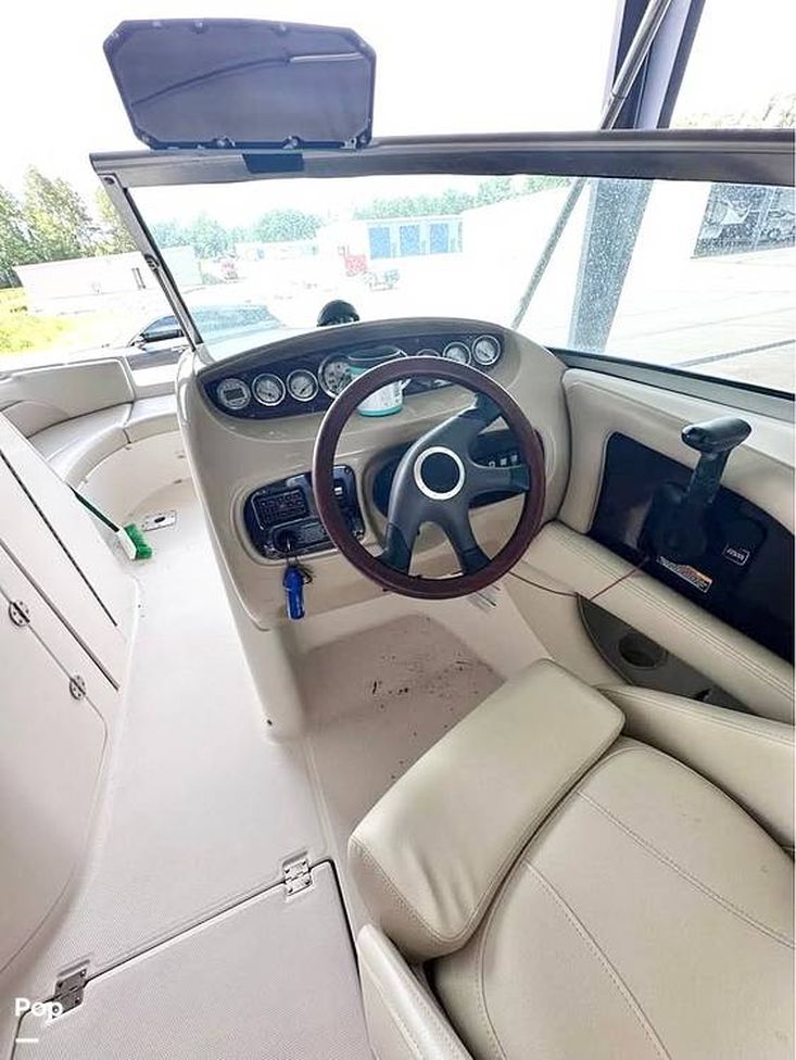 2004 Chaparral 254 sunesta