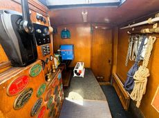 Dolffin Glas-41ft 1994 R & D Fabrications 4 berth traditional stern na