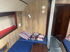 Port bunk and table. 